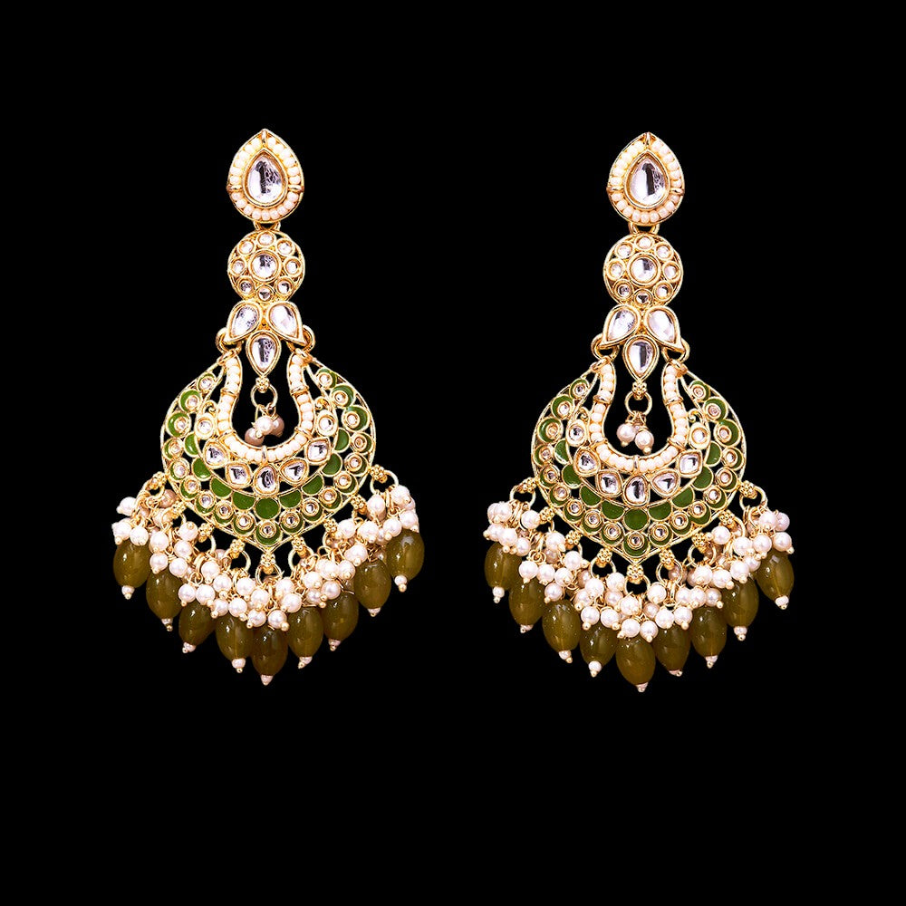 Kundan, Pearl Jhumka earrings