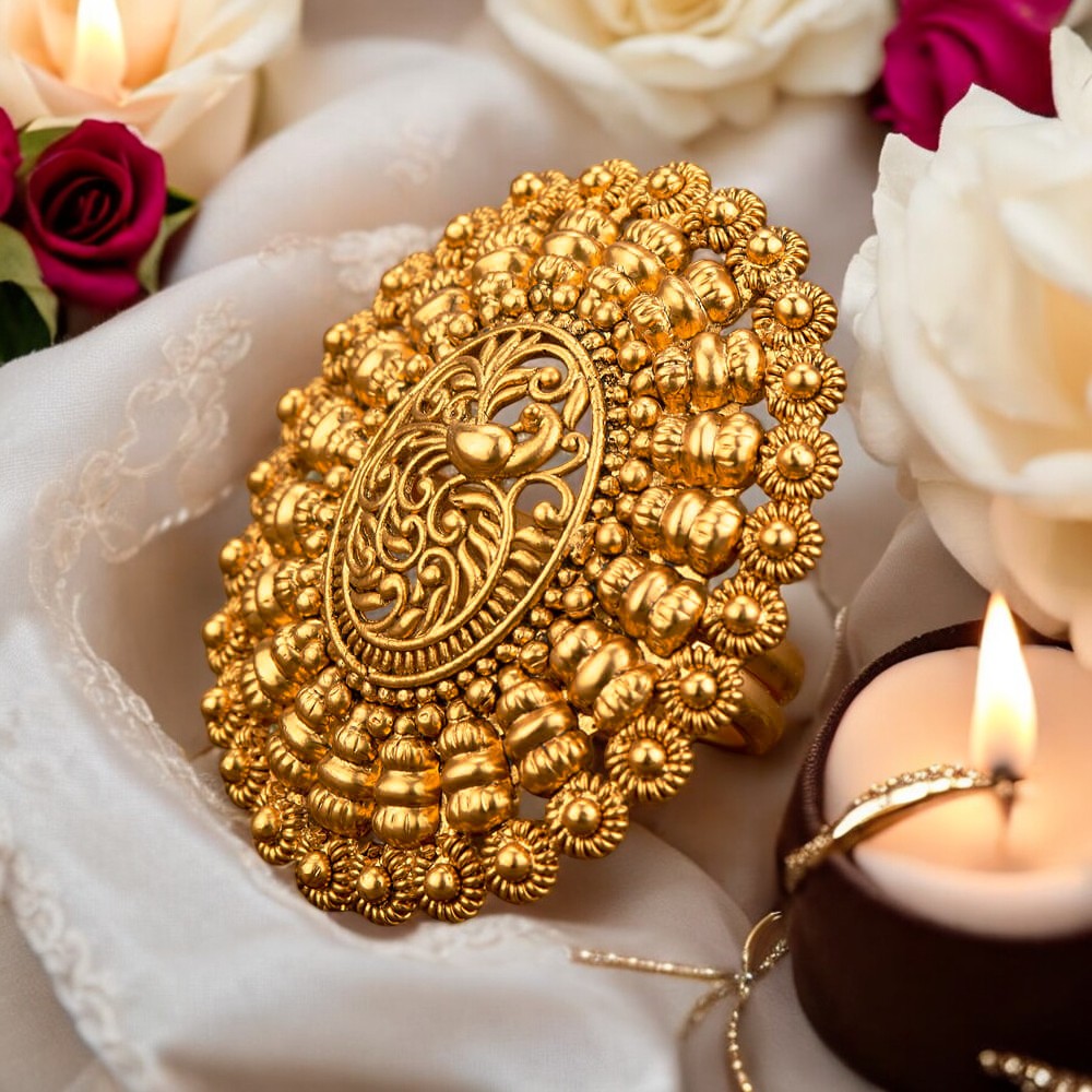 Golden adjustable finger ring