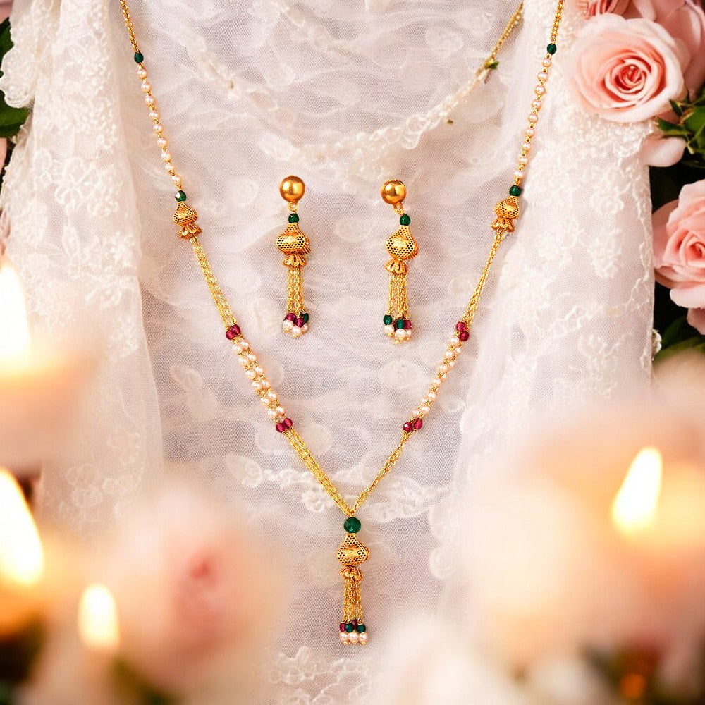 Gold, beaded, pearl necklace set