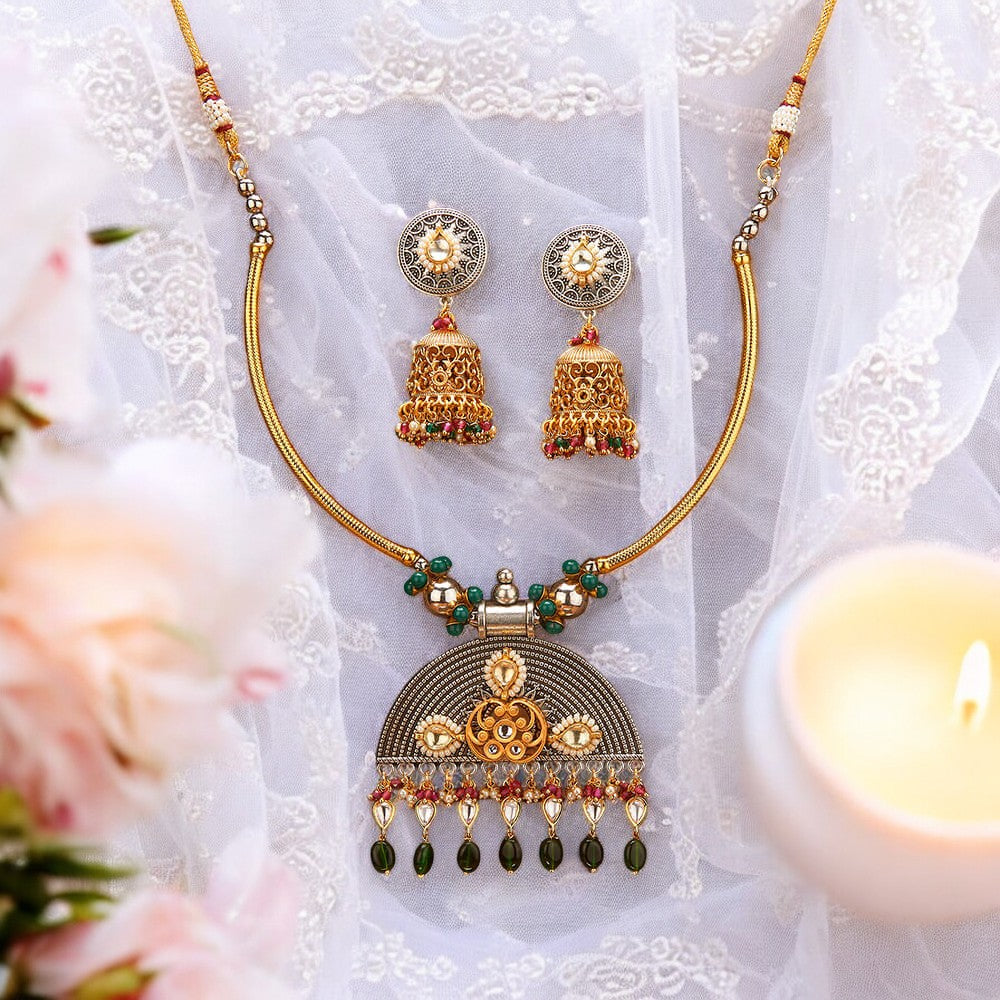 Necklace Set