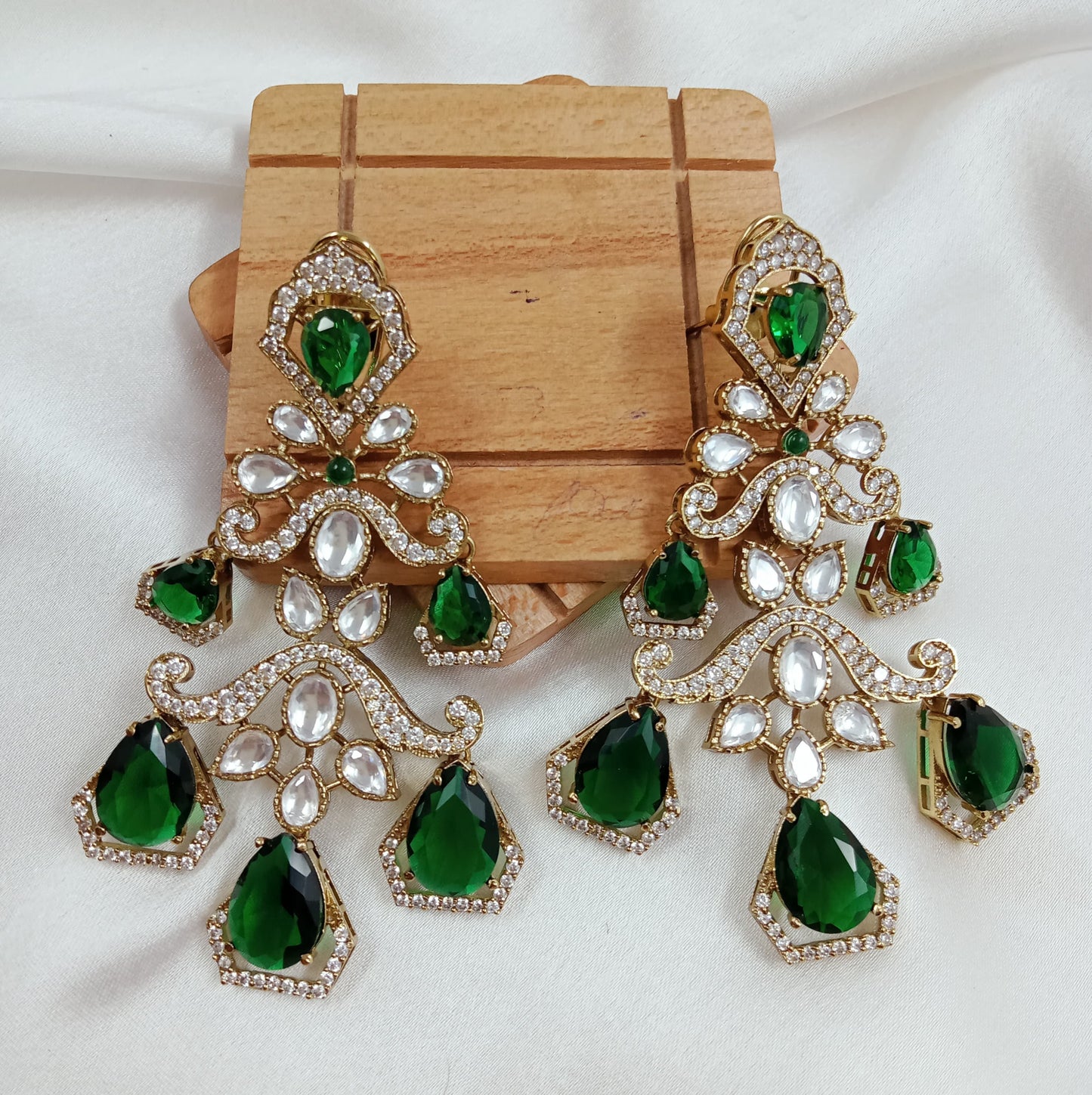 Tyani Kundan, AD earrings
