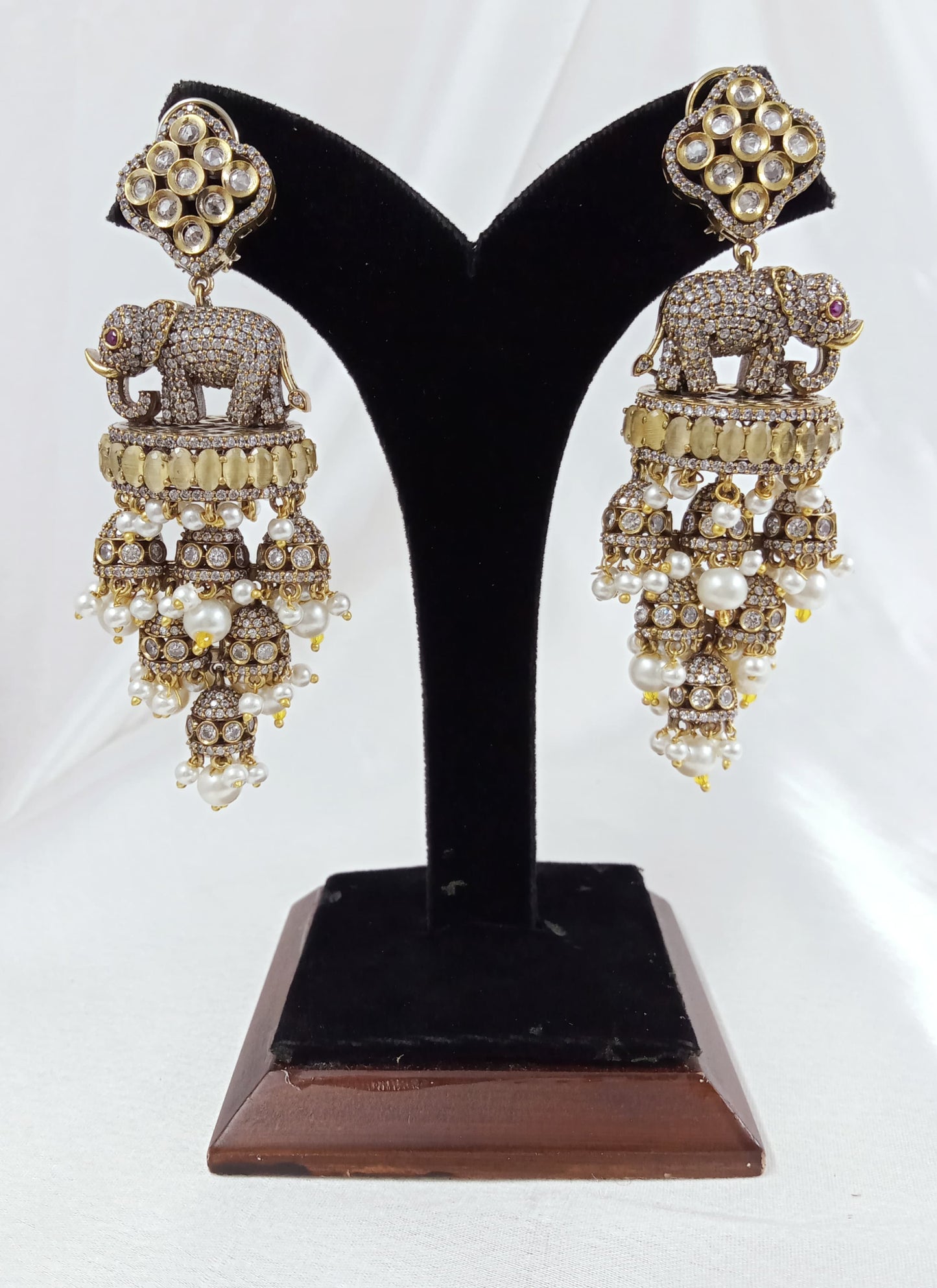 Kundan, AD, studded Elephant Jhumka earrings