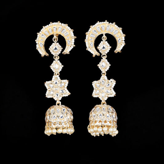 Kundan, Pearl Jhumka earrings.
