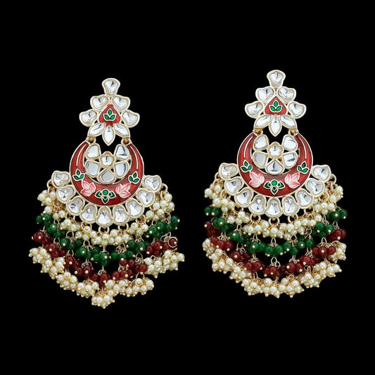 Kundan, Pearl Jhumka earrings.