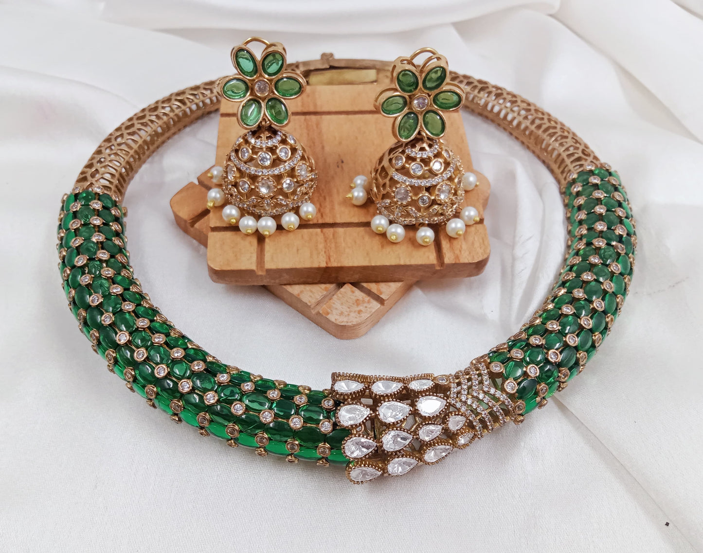 Moissanite choker hasli Necklace set