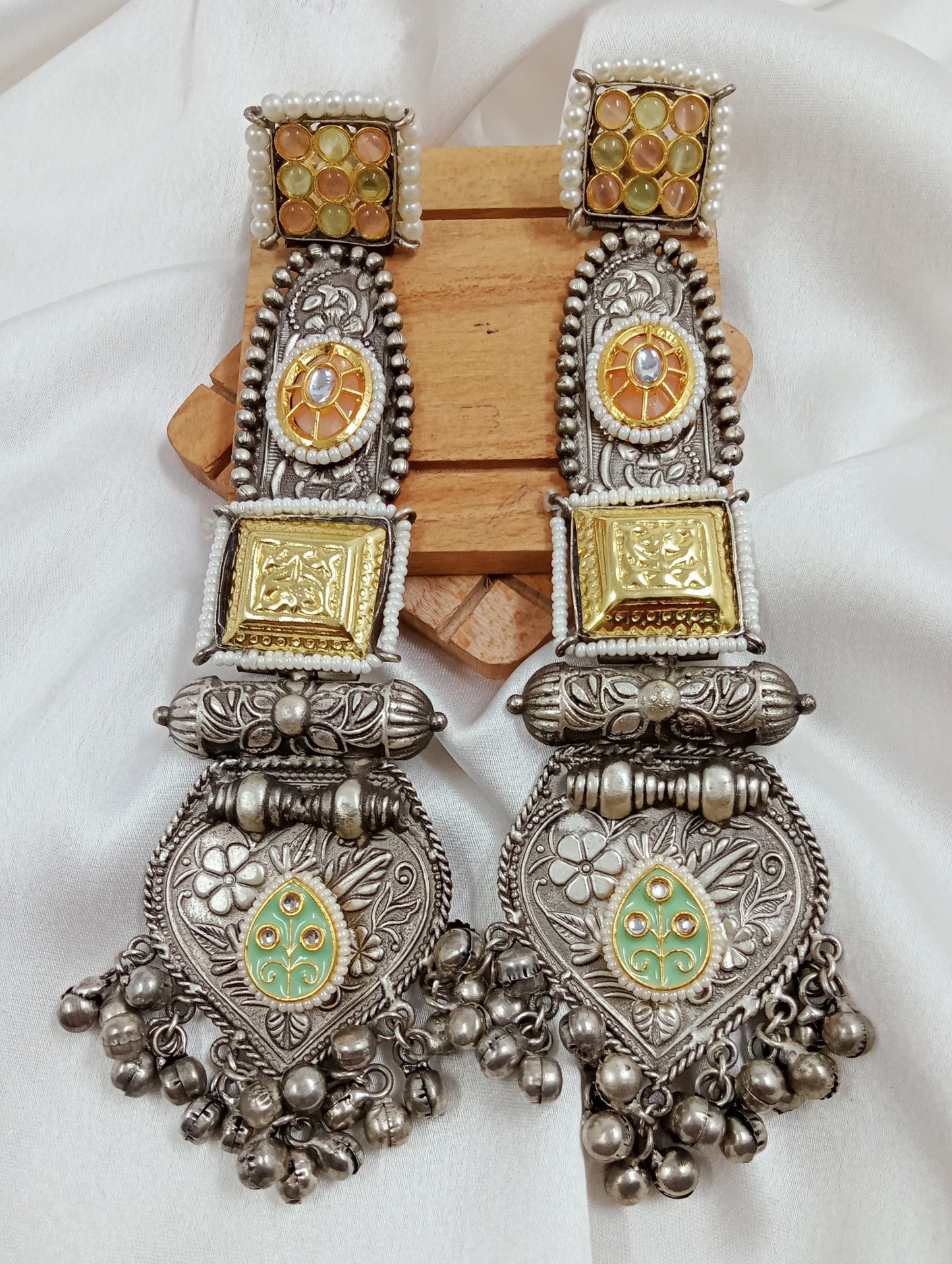 Kundan, ghungroo, long fusion dual tone earrings